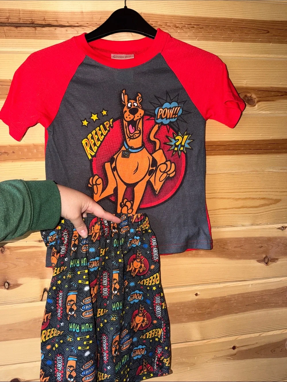 Scooby-Doo Boys' Red & Gray Short Pajama Set